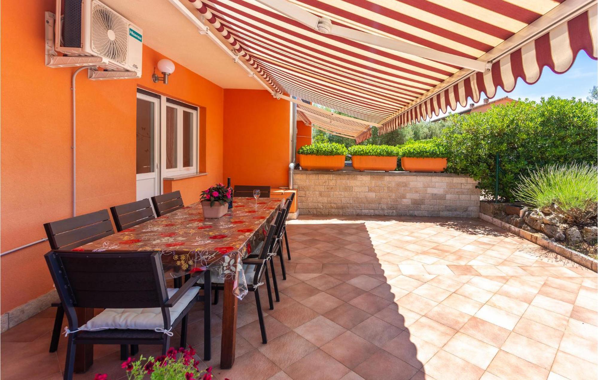 Nice Home In Risika With House Sea View Ngoại thất bức ảnh