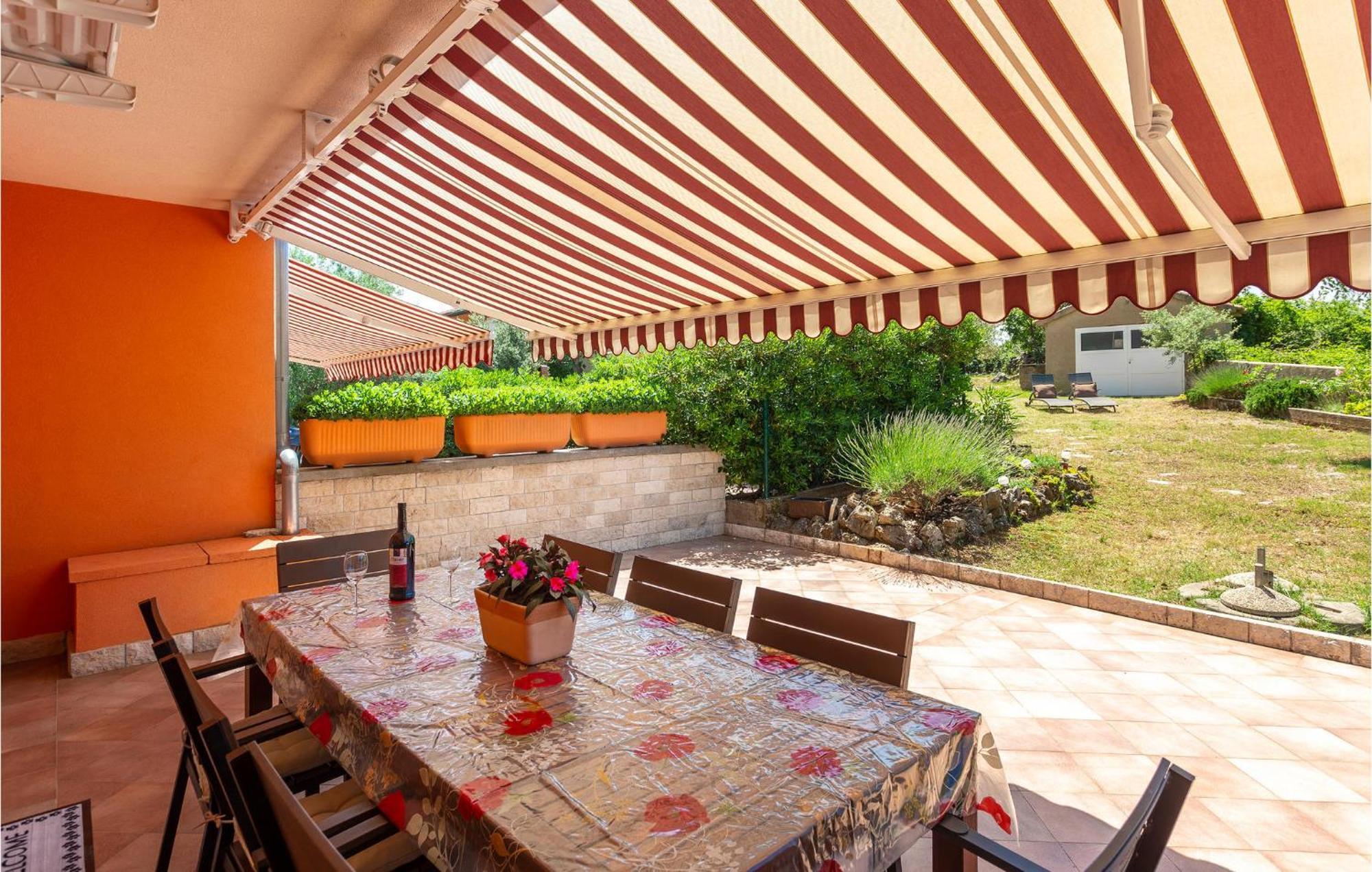 Nice Home In Risika With House Sea View Ngoại thất bức ảnh
