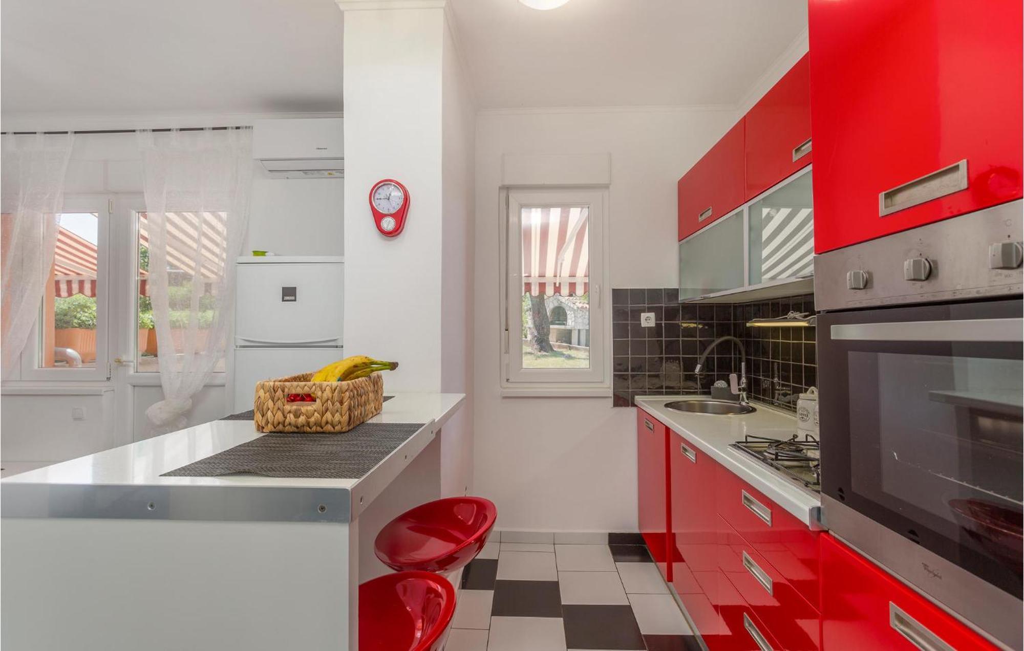 Nice Home In Risika With House Sea View Ngoại thất bức ảnh